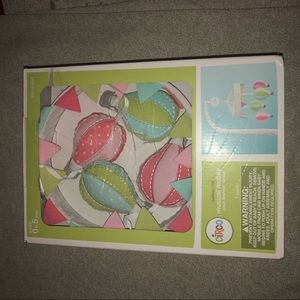 Brand new balloon ride for cribs